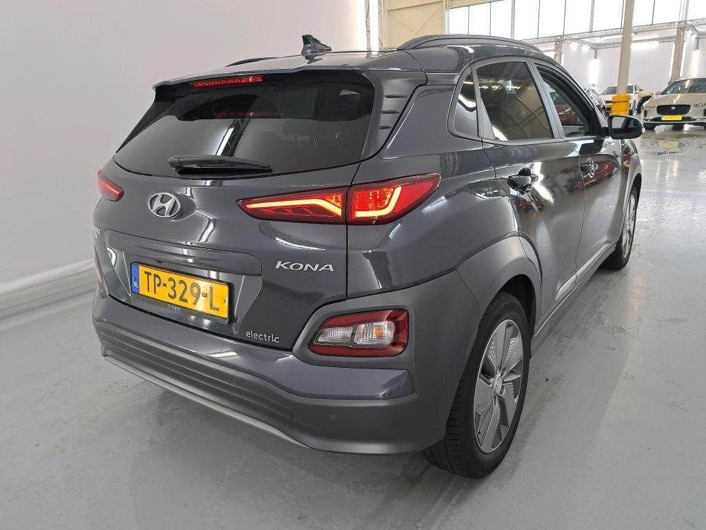 Hyundai Kona 64kW