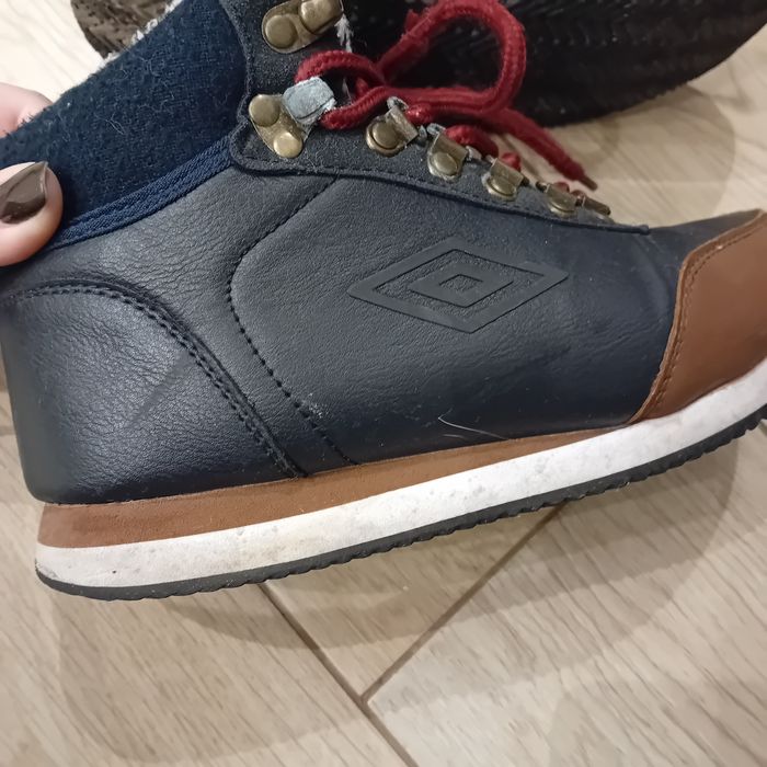 Umbro zimowe buty modne 37