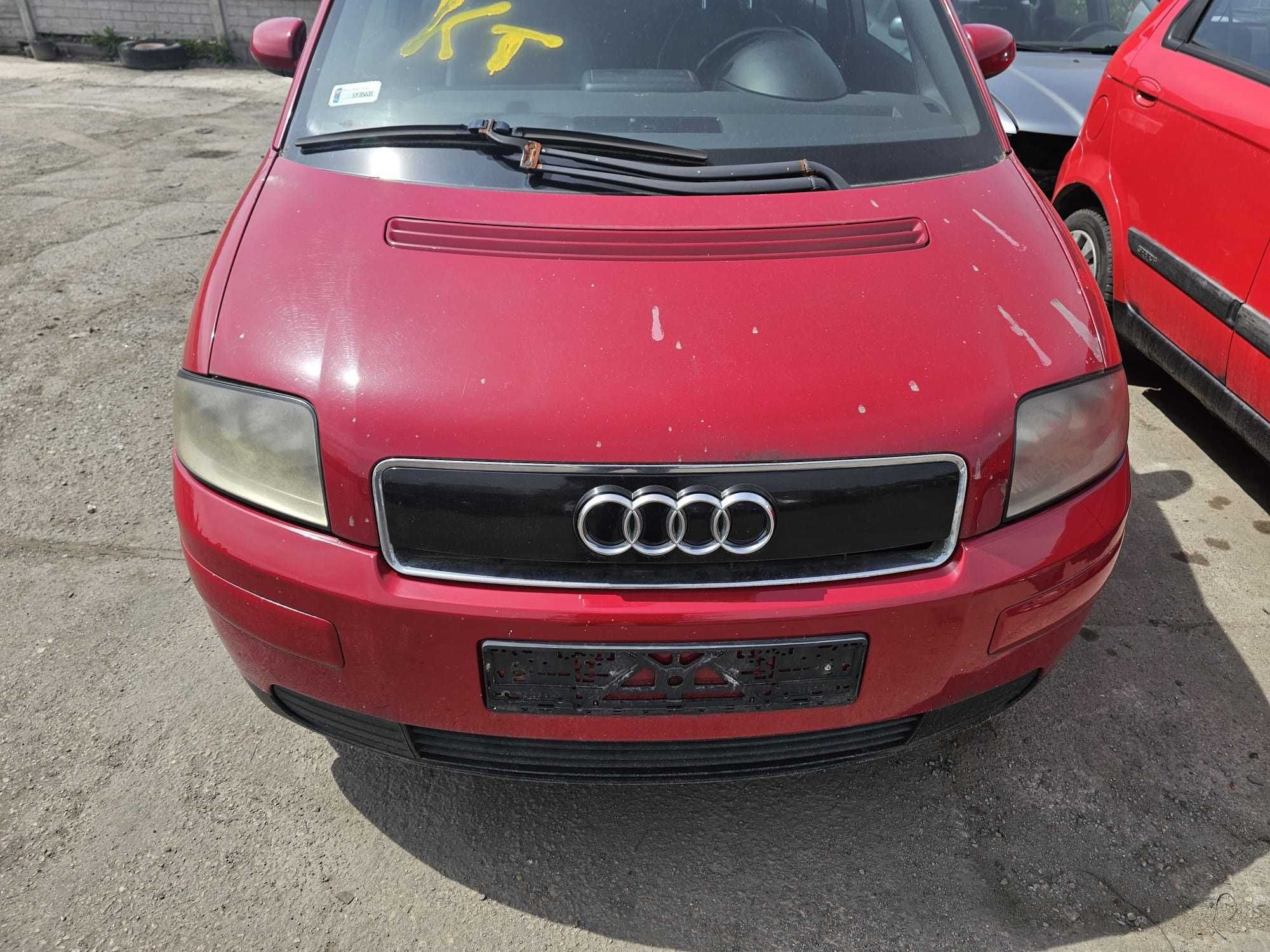 Maska Audi A2 2002