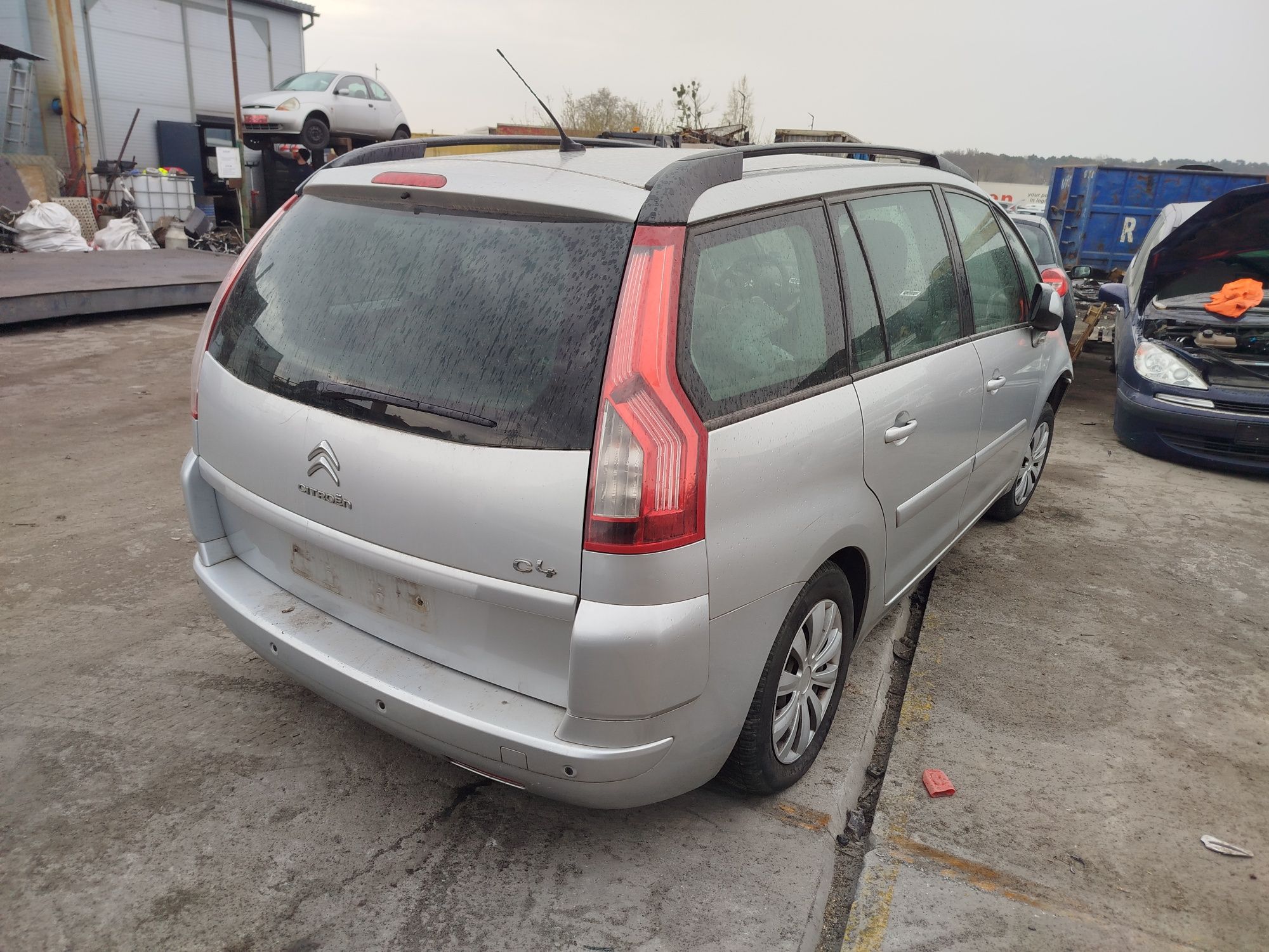Citroen C4 Grand Picasso EZRC zderzak tył tylny stan bdb wysyłka