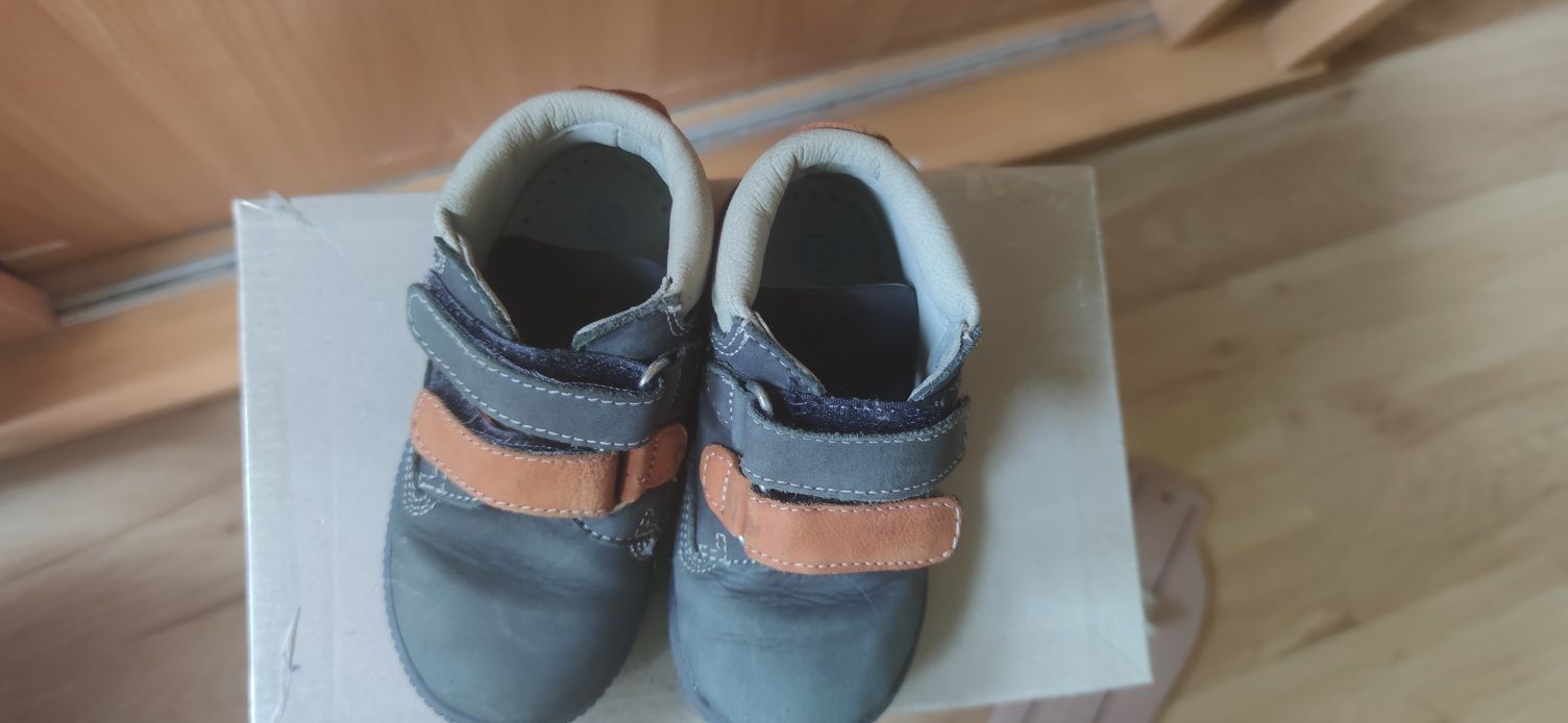 Skórzane buty na jesień dla chłopczyka rozmiar 21 wkładka 13.5 cm