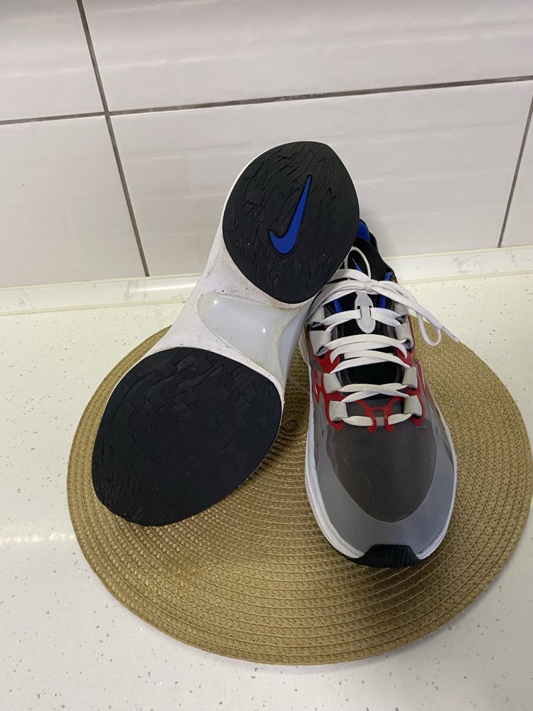 Чоловічі кросівки Nike Signal D/Ms/X 123978