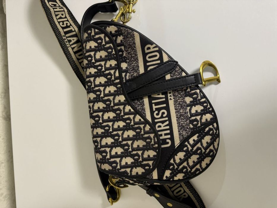 Dior Sadle Bordado Oblique