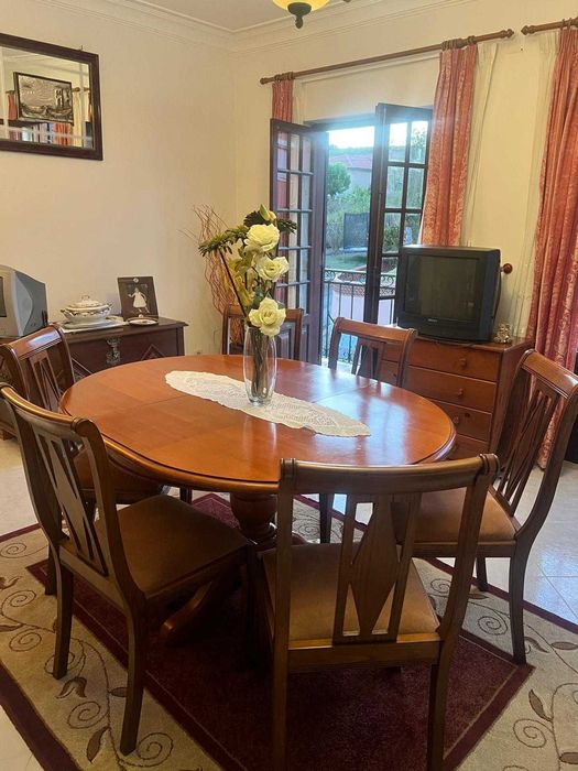 Mesa sala redonda madeira cerejeira