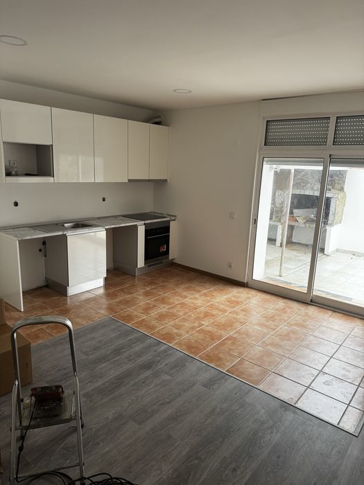 T3 c/ quintal Casal de Cambra