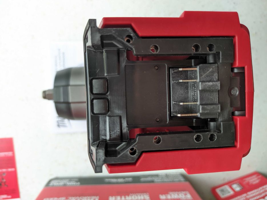 Бесщеточный ударный гайковерт Milwaukee М18 FUEL 2967-20 (FHIW2F12-0)