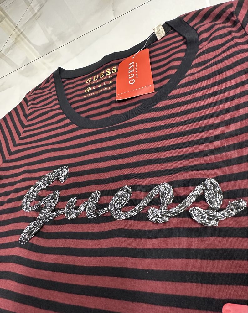 Футболка Guess, женская футболка