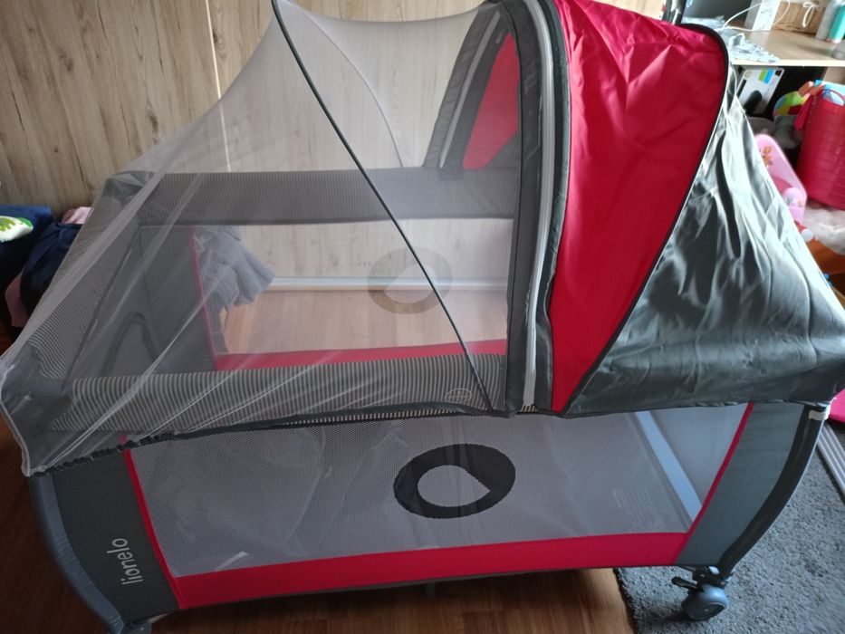 Łóżeczko turystyczne plus gratis