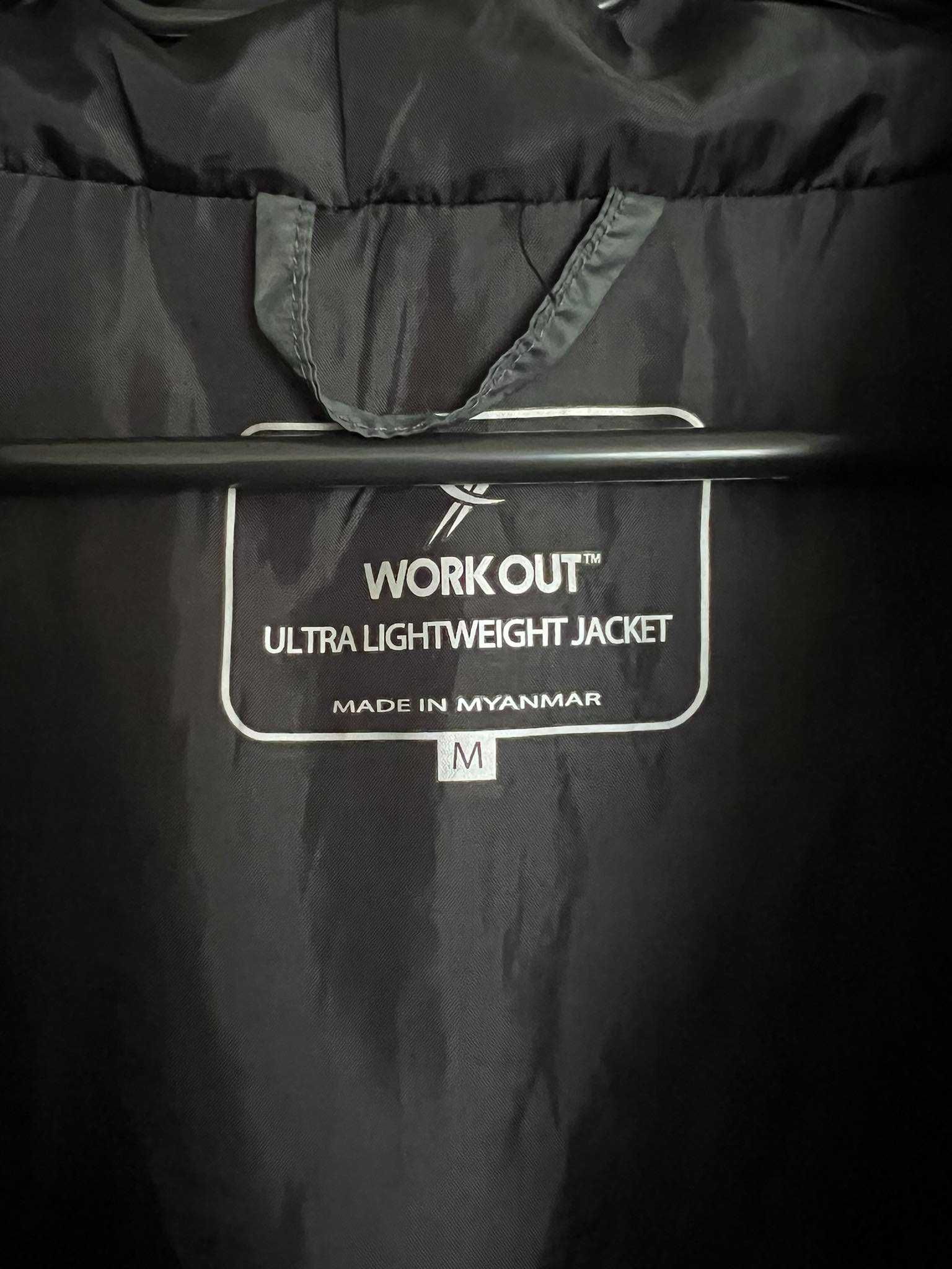 Демісезонна куртка Workout  M