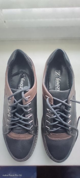 Продам нові топсайдери