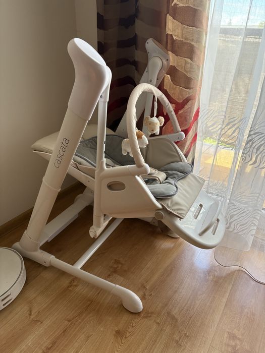 Carrello Cascata 3w1 - krzesetko do karmienia, hustawka i lezaczek