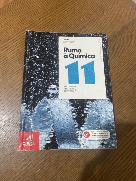 Manuais e caderno de atividades FQ 11 ano