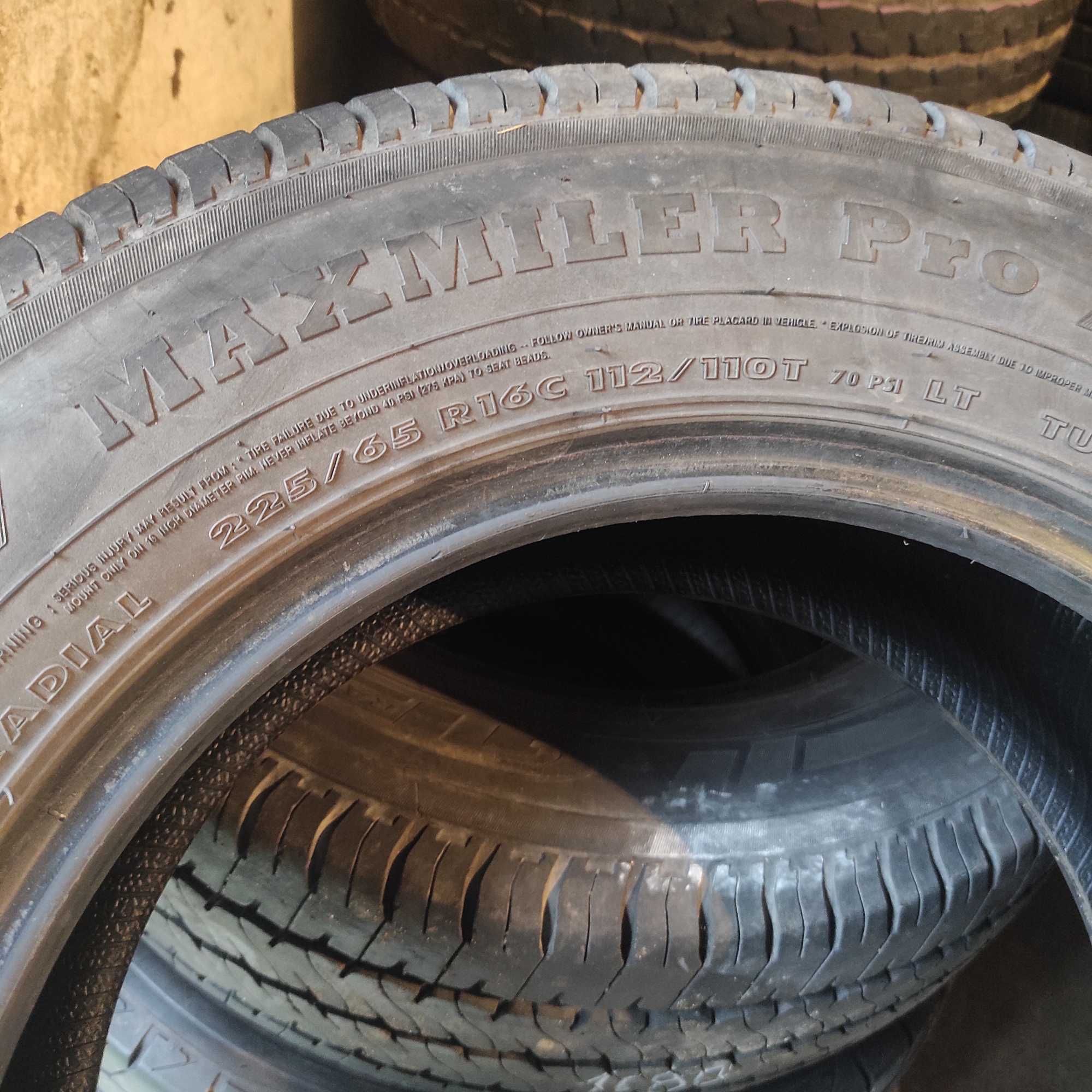 bus lato GT Radial 225/65/16C z 2016r 8mm 2szt