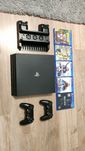 PS4 PRO 1 T dwa pady i  5 GIER