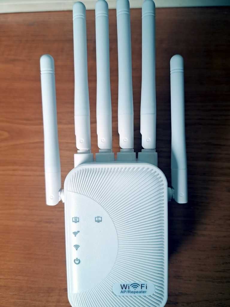 Wi-Fi репітер. Ретранслятор. Підсилювач сигналу Wi-Fi 2.4 GHz 300 МБ/с