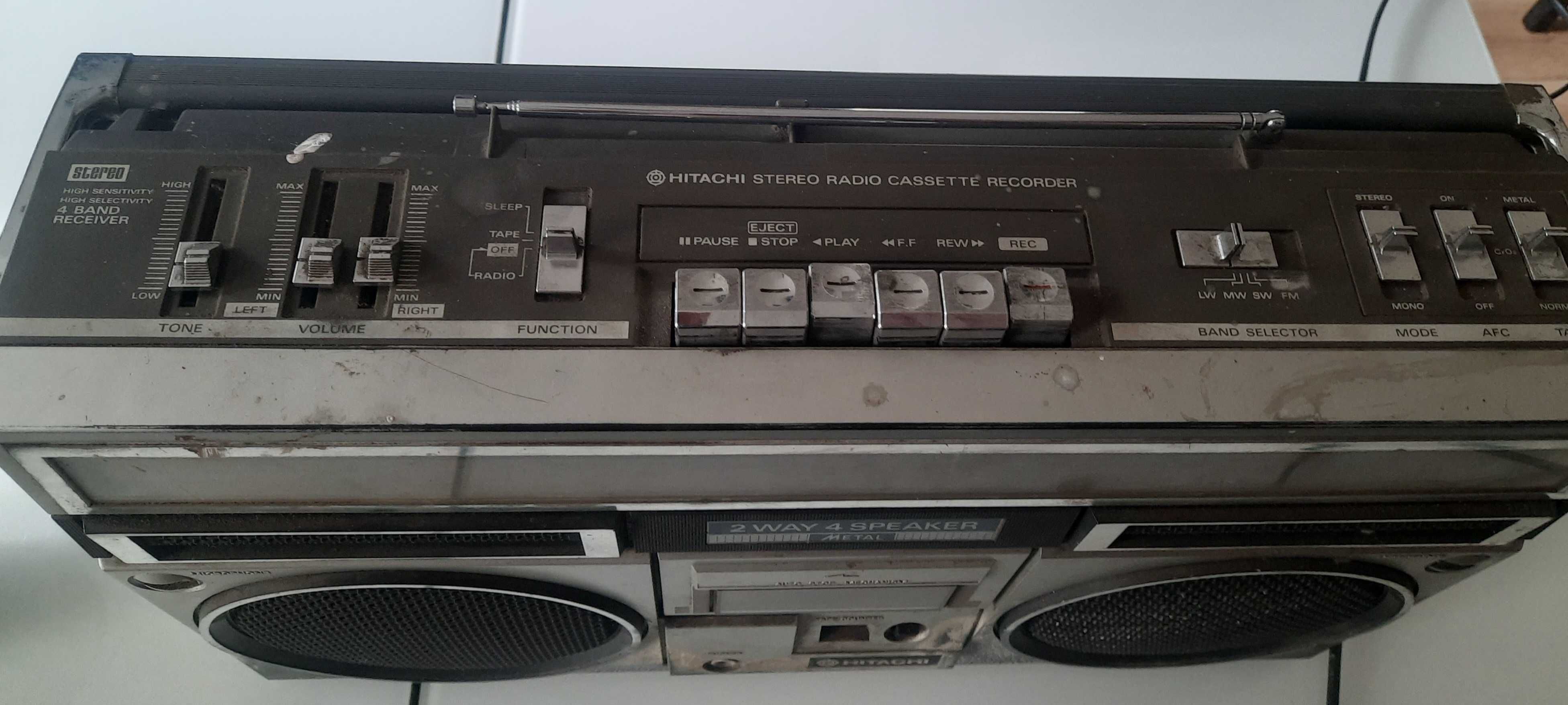 Stare radio HITACHI TRK-7250E