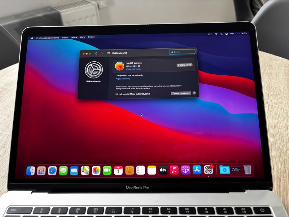 MacBook Pro 13" 2017 | Core i5 7. gen. | 256GB SSD | Stan dobry
