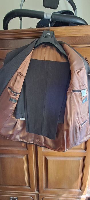 Fatos para Homem usados e em bom estado