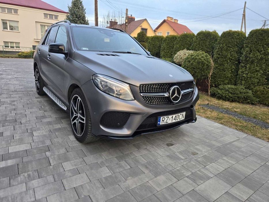 Mercedes-Benz GLE 350D AMG