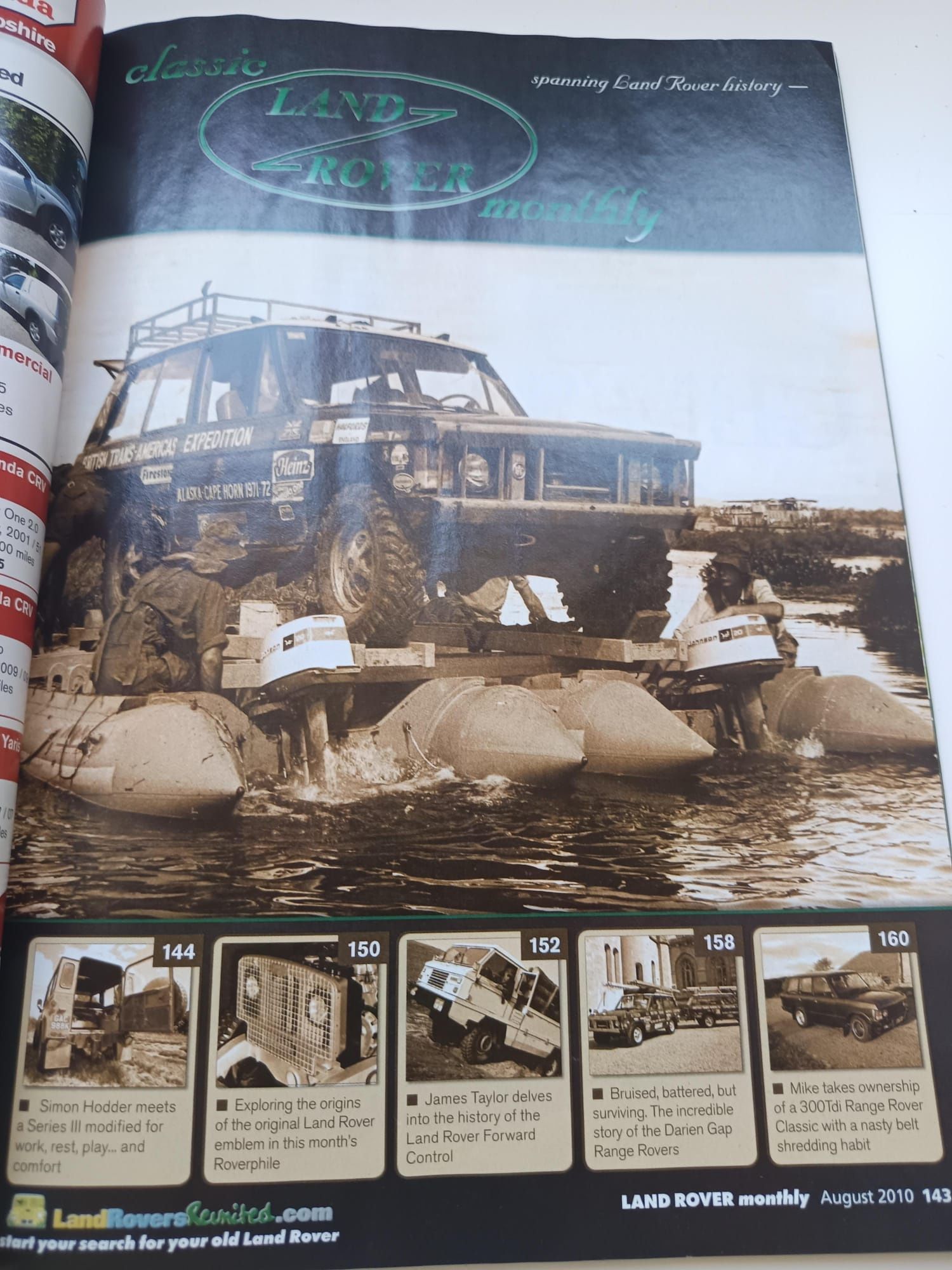 Land rover monthly (2010)