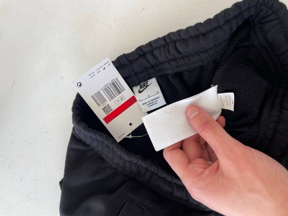 Шорти Nike оригінал нові з лого та бірками С-ХЛ розмір