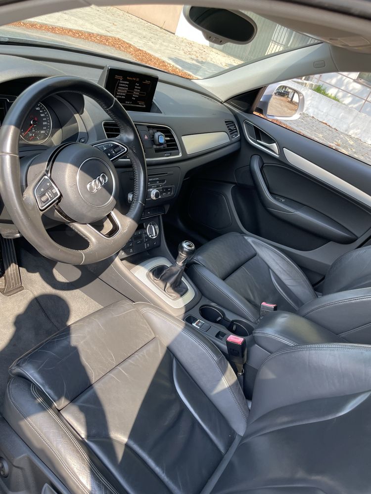 Audi Q3 2.0 Tdi como novo