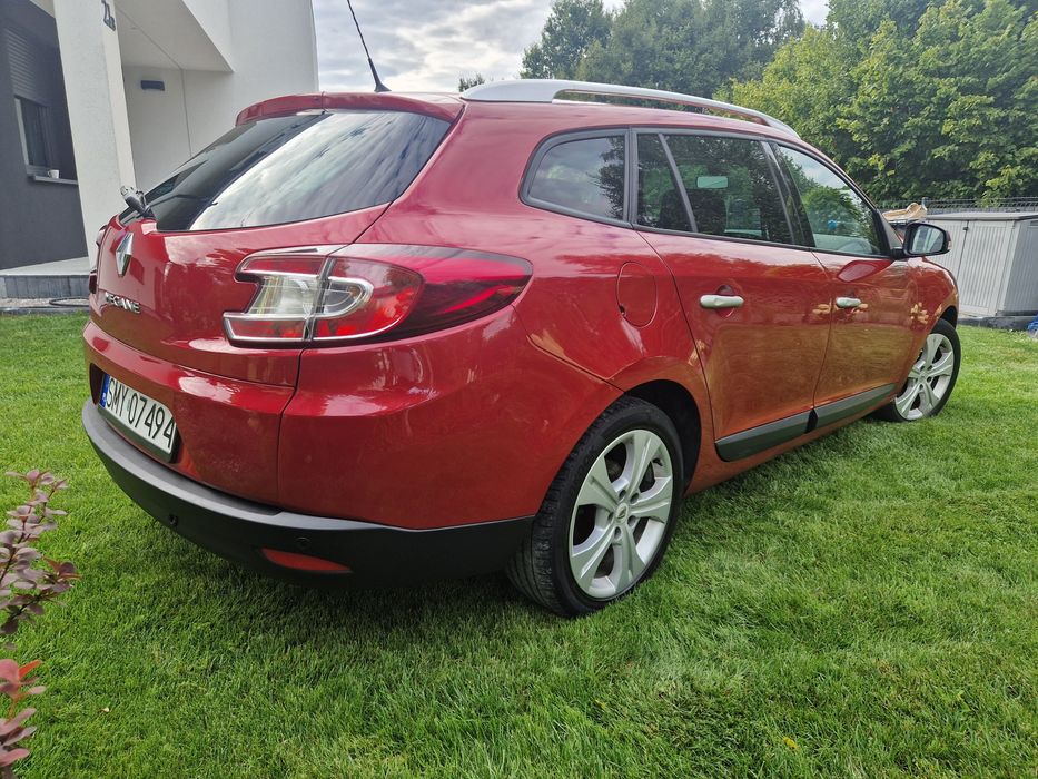 Renault megane Grandtour 1.6 benzyna 6 biegów REZERWACJA