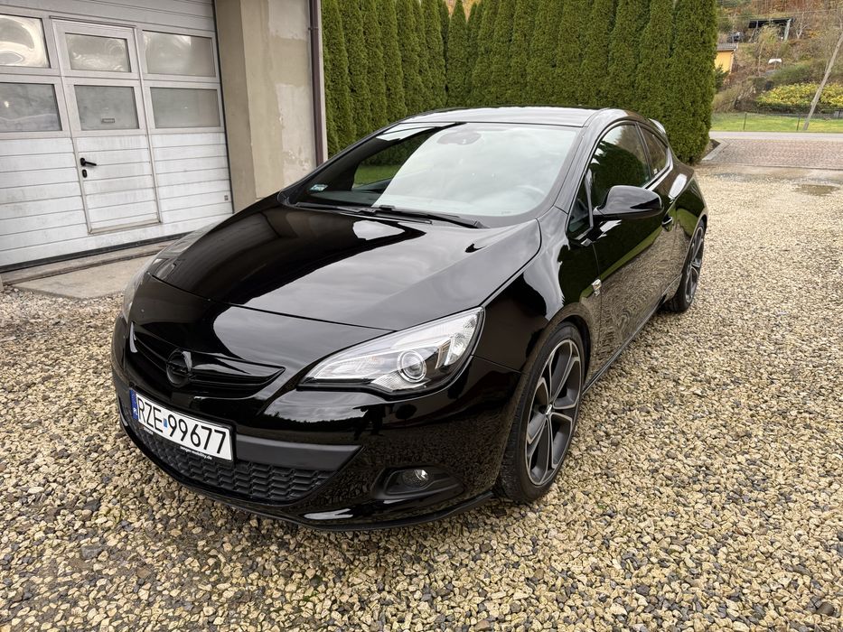 Opel Astra J GTC OPC Line 2016