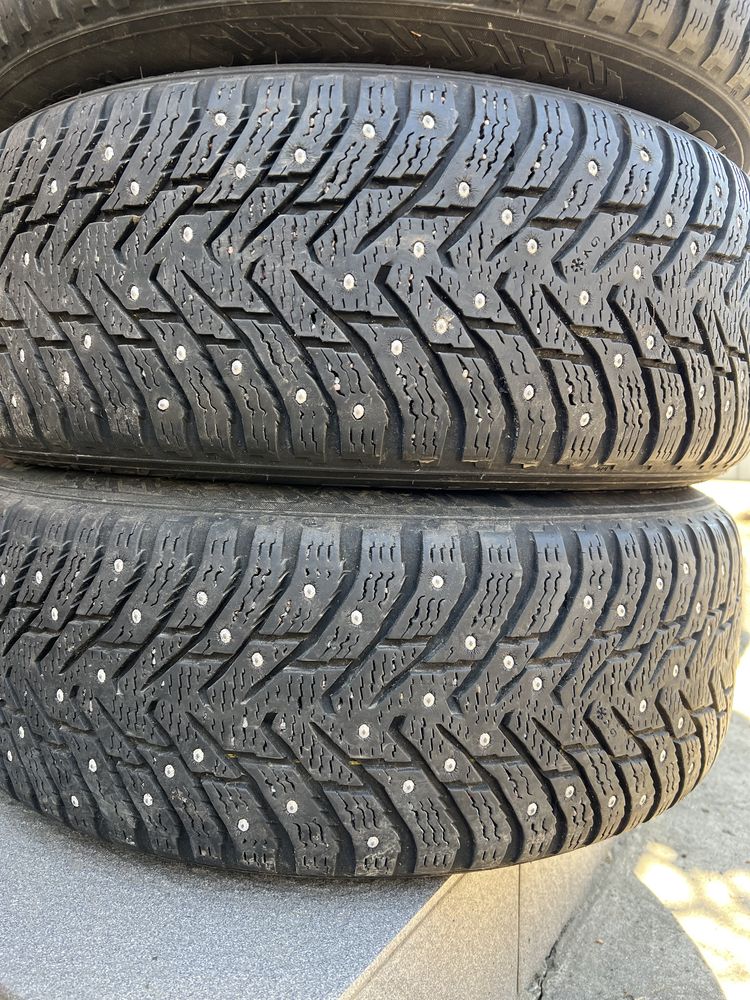 Резина Nokian 205/60 R16 зима