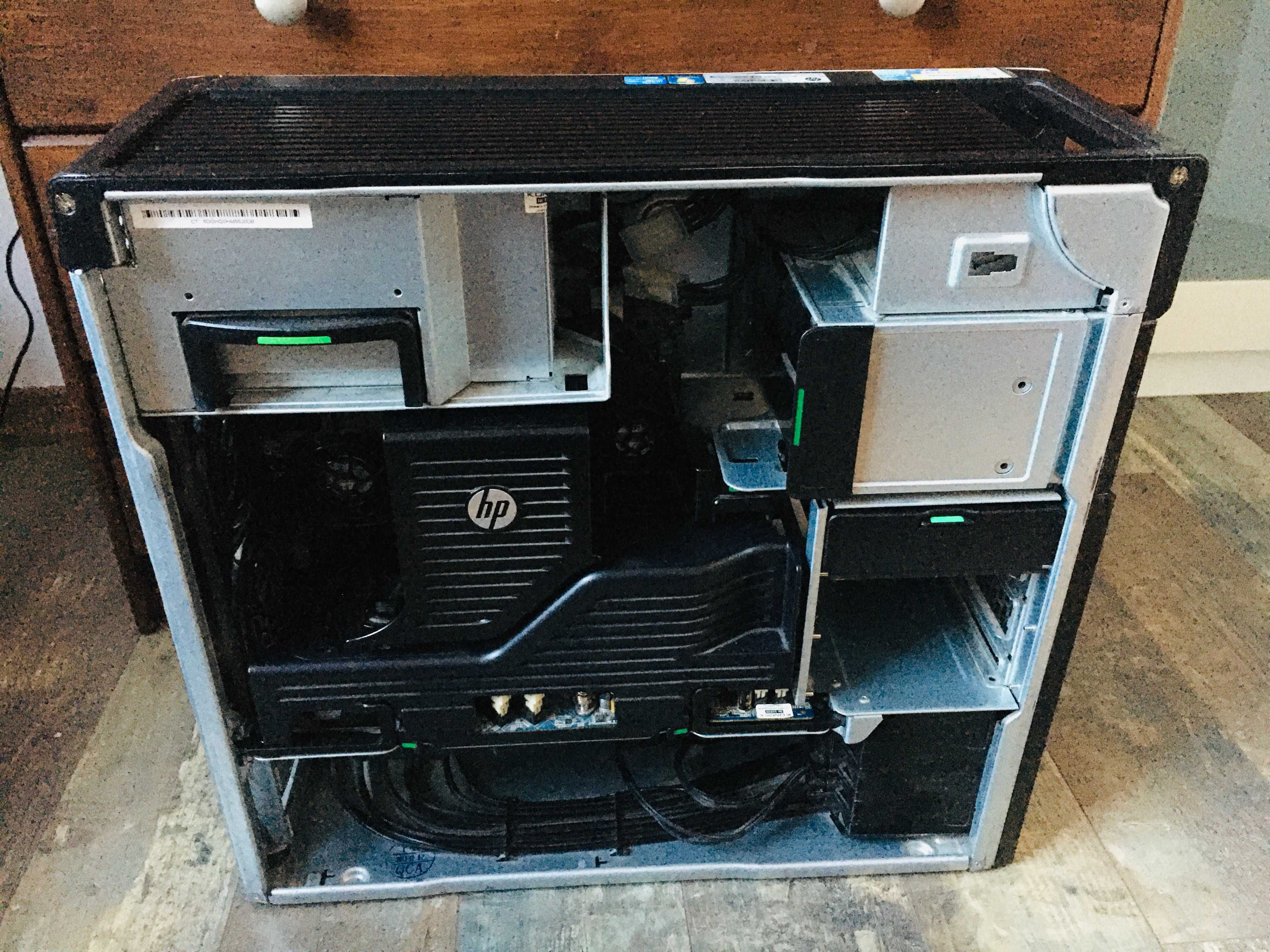 Mocny komputer HP Z620 Workstation - 48 Gb RAMu