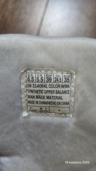 Skechers Sport 39
UNO LITE - Sneakersy niskie