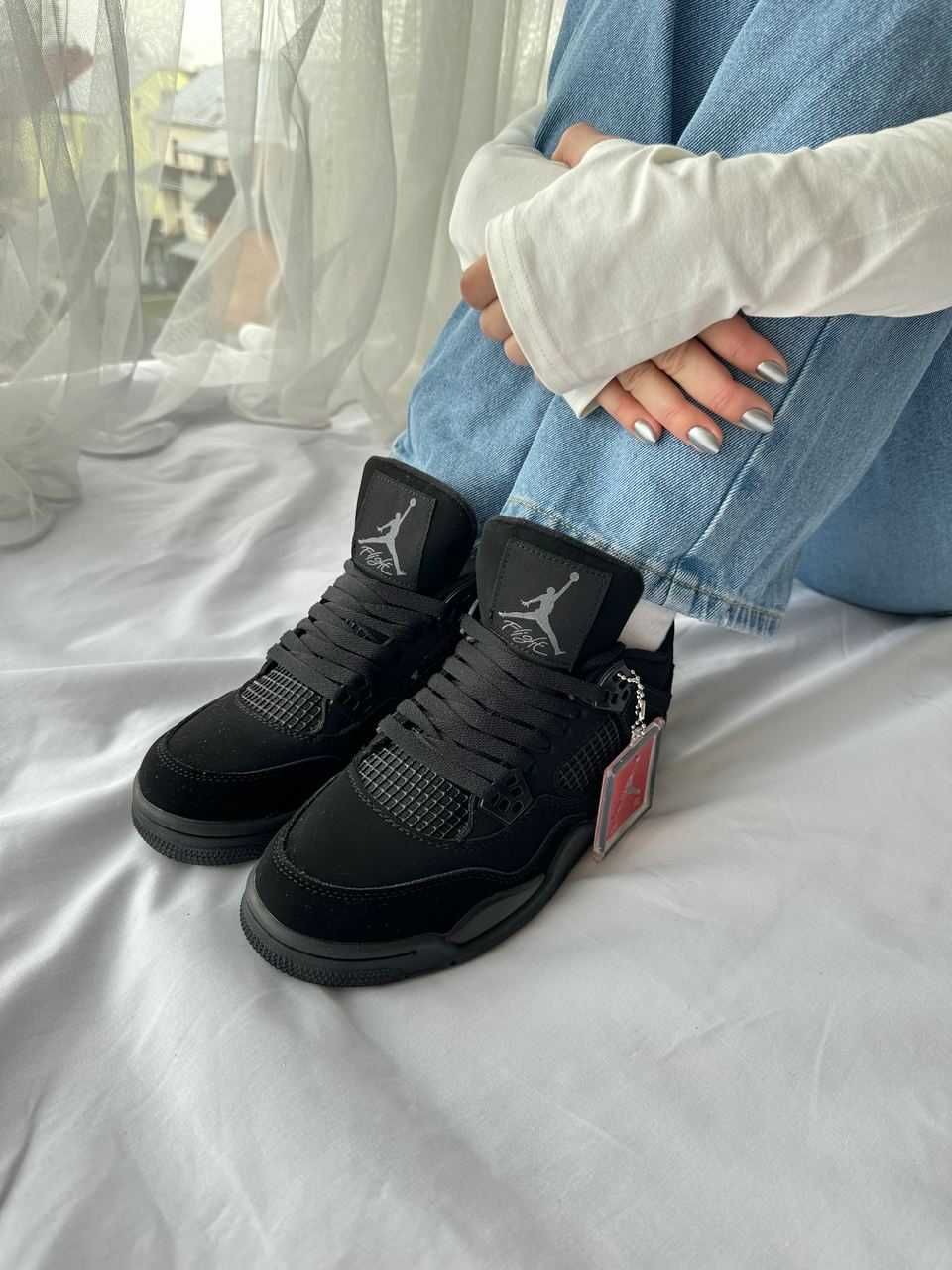 Кросівки кроссовки Jordan 4 Retro Black Cat