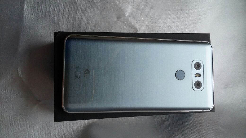 Lg G6 bez simlock 32 Gb 4 Gb Ram jak nowy