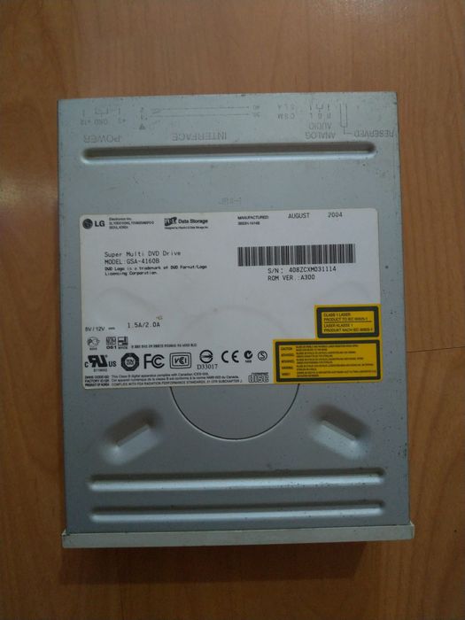 3 Drives IDE: Leitor CD/DVD HP e PHILIPS e Drive CD/DVD RW LG