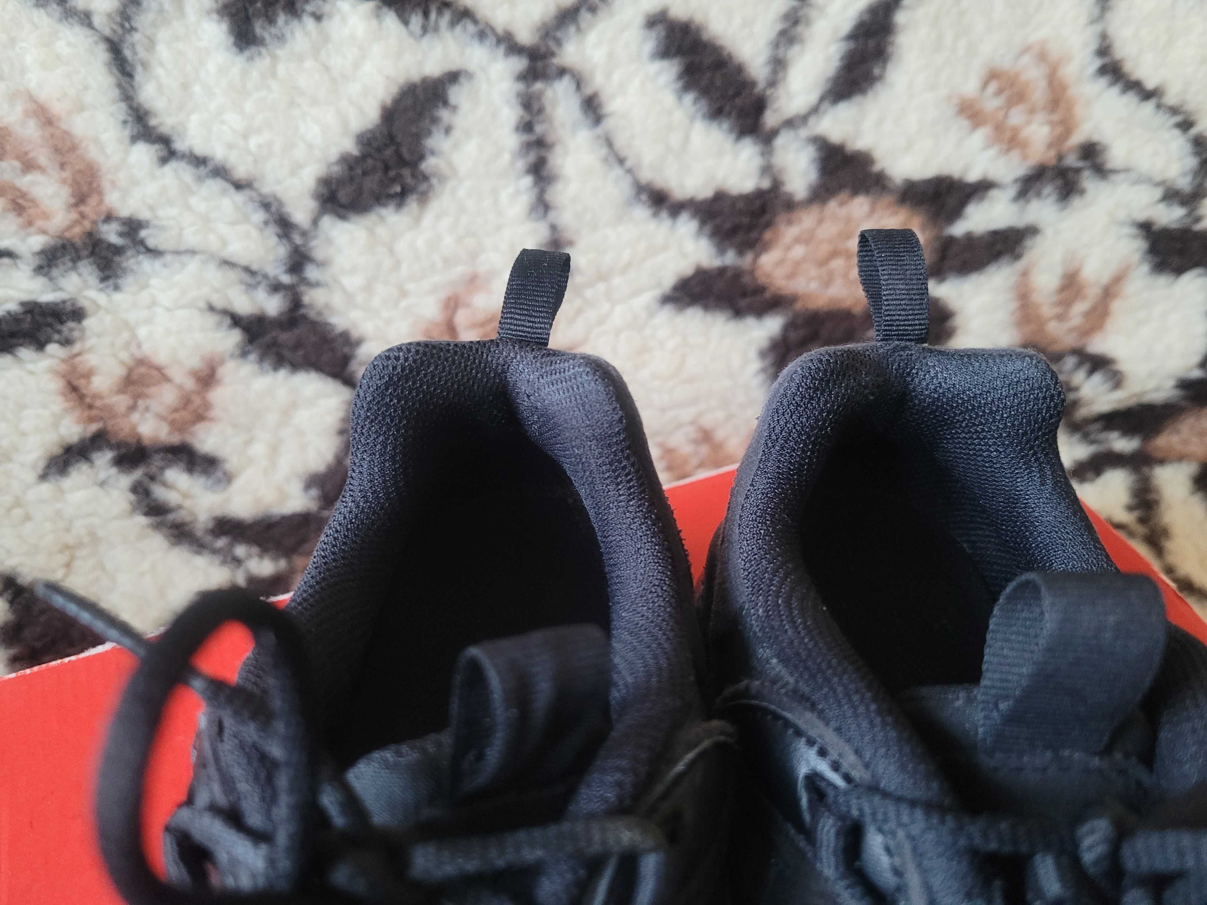Super sportowe buty Nike Air Max 270 React wkł. 25,5 cm. super stan
