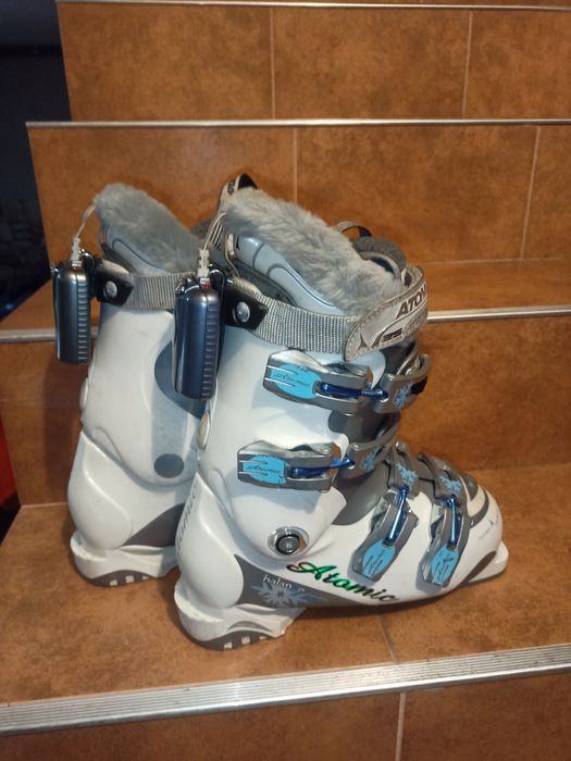 Buty narciarskie Atomic podgrzewane