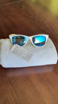 Okulary przeciwsłoneczne lustrzanki białe