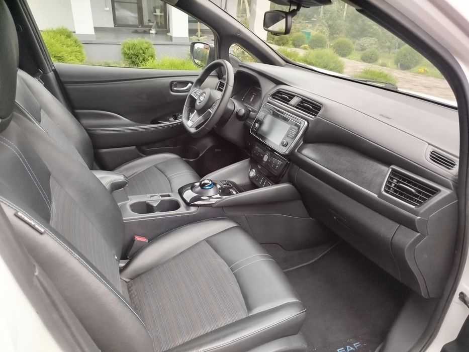 Продам Ніссан LiаF.