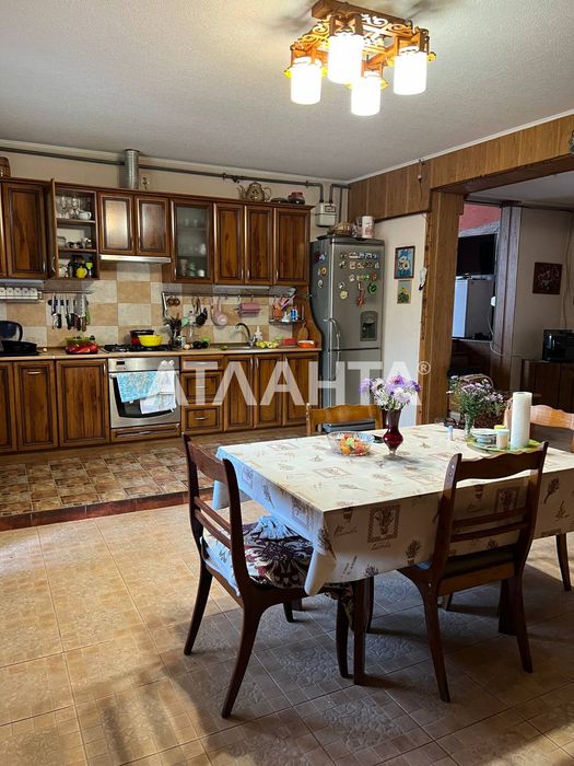 Унікальна пропозиція будинок та бізнес