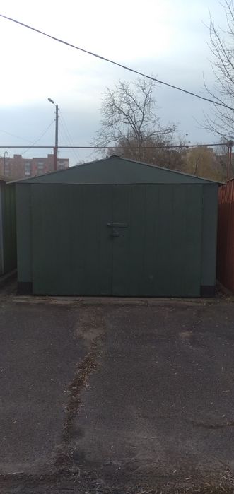 Гараж  металевий на Подолі