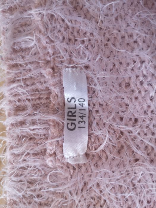 Sweterek różowy pepco 134/140