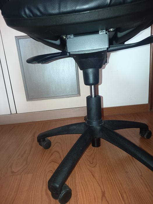 Cadeira para secretária