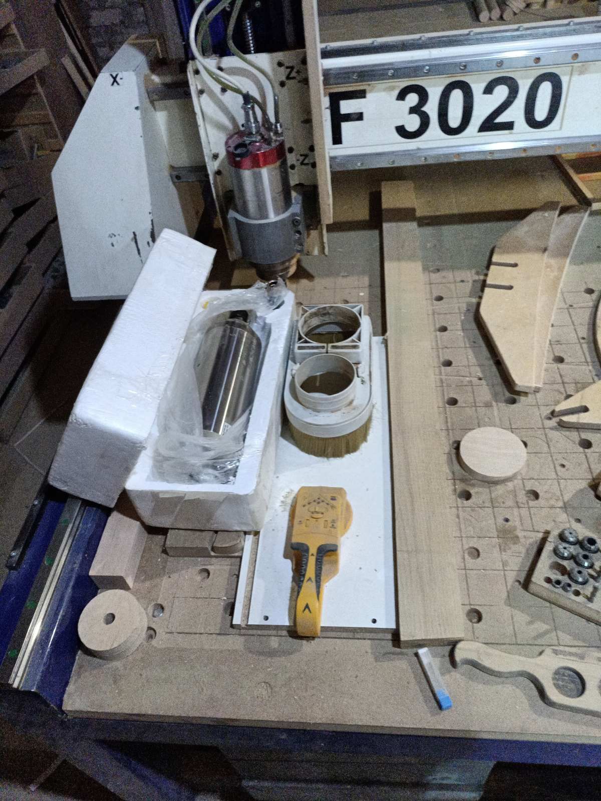 Продам Фрезерный ЧПУ станок 2*3м.