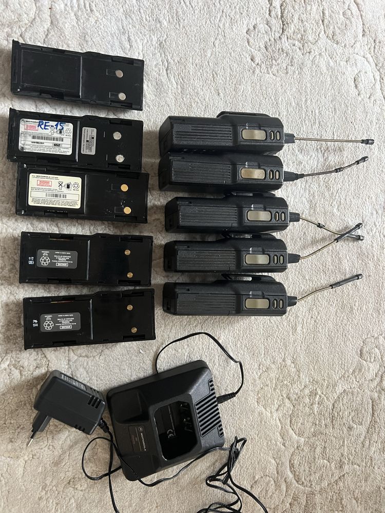 5 x Radiotelefon Motorola GP300