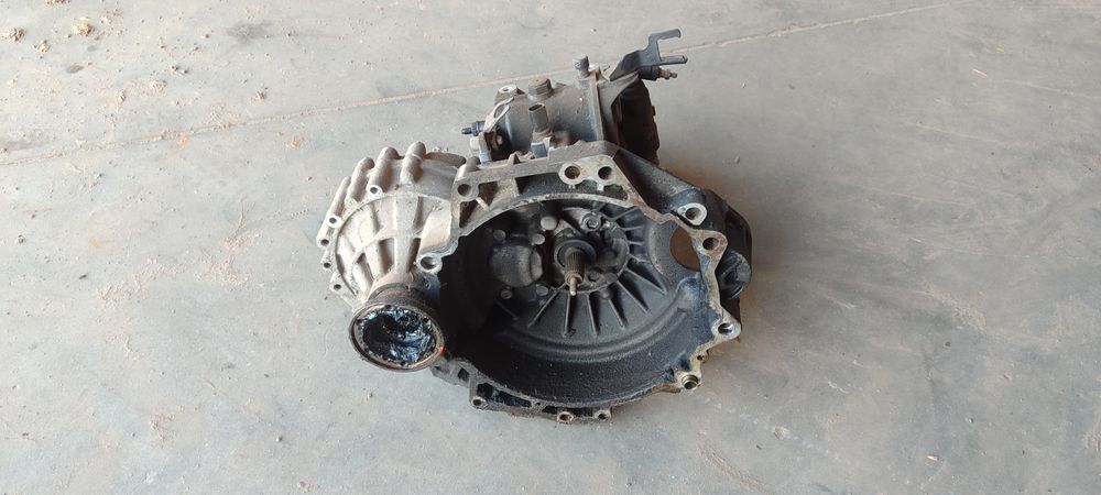 Audi A3 8L Golf 4 Bora Leon Toledo Octavia 1.4 1.6 skrzynia DUW , DUU