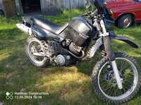 5900 Sprzedam Yamaha XT 600 po serwisie gotowa do sezonu