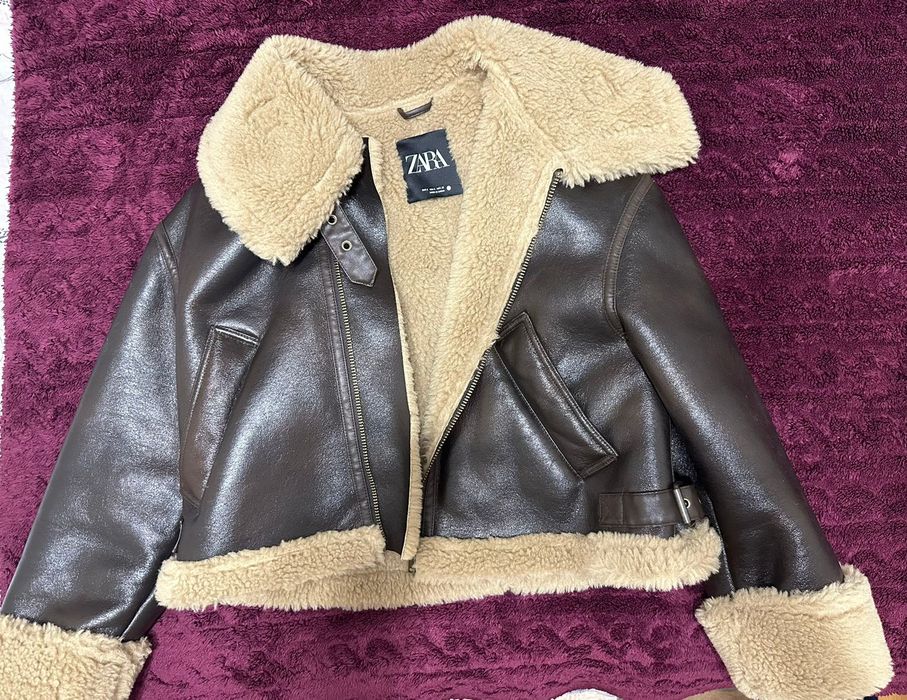 Продам дубленку новую Zara