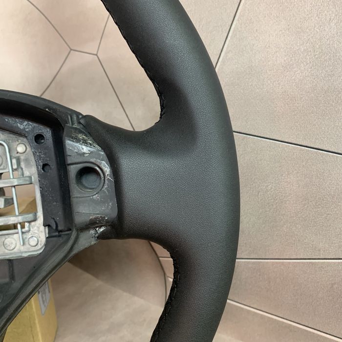 Перетягнутий руль до Пежо 308 3008 5008 Peugeot 307 на обмін
