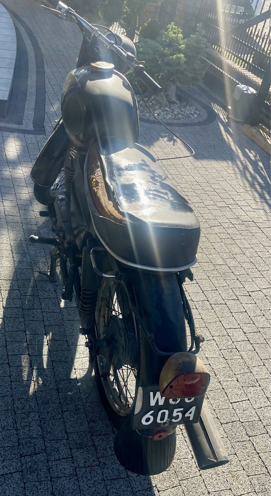 Motocykl WSK 175 W2