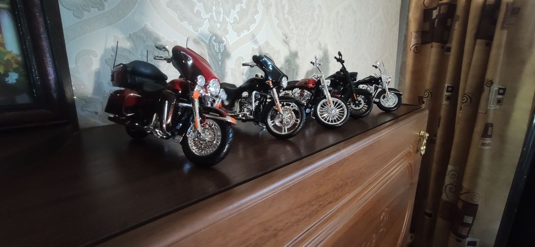 Оригінальна Модель мотоциклів Harley Davidson бренда Maisto1:12